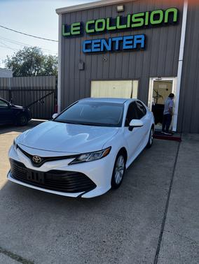 2020 Toyota Camry LE