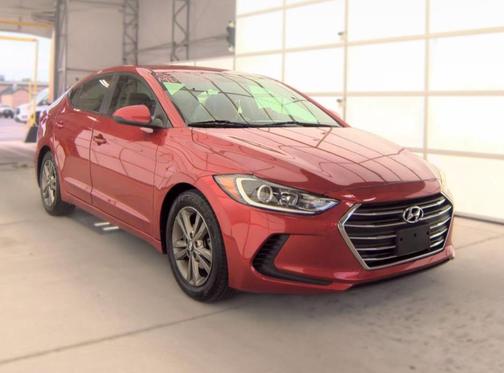 Red 2017 Hyundai ELANTRA SE