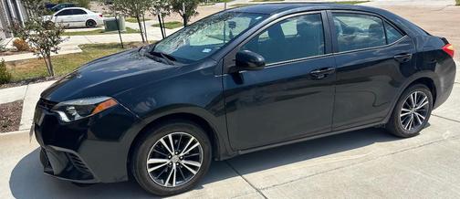 Black 2016 Toyota Corolla LE