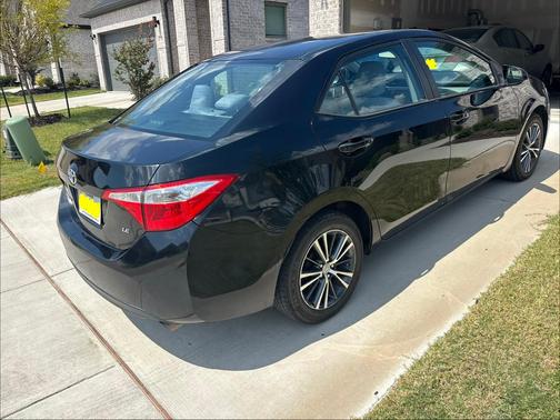Black 2016 Toyota Corolla LE