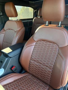 White 2022 Ford Bronco Base