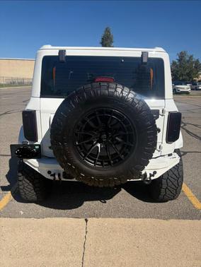 White 2022 Ford Bronco Base