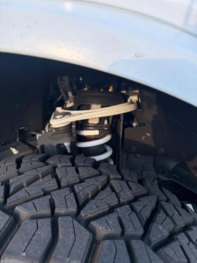 White 2022 Ford Bronco Base