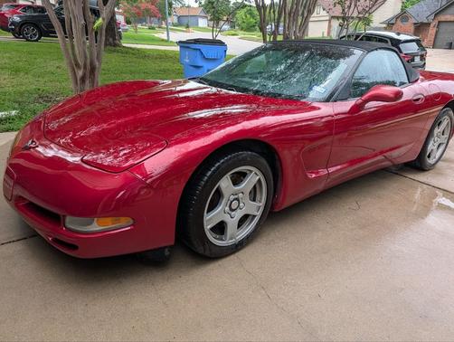 Red 2002 Chevrolet Corvette Base