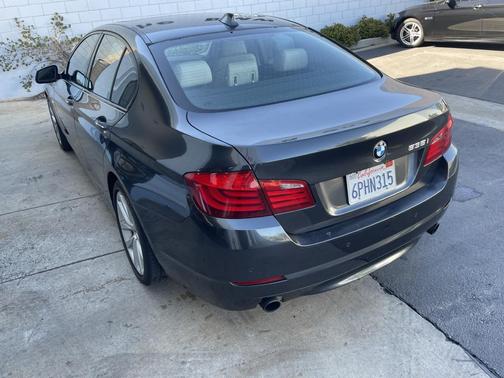 Gray 2011 BMW 535 i