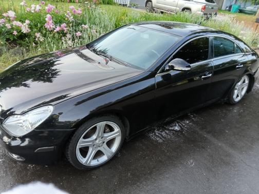 Black 2007 Mercedes-Benz CLS-Class CLS 550