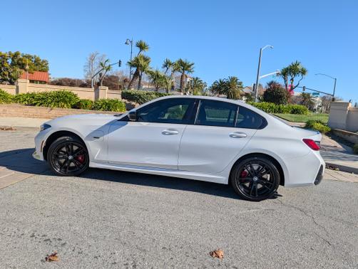 2023 BMW 330e Base