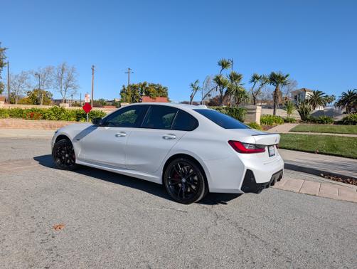 2023 BMW 330e Base