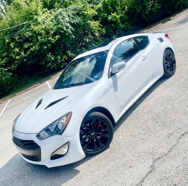 White 2014 Hyundai Genesis Coupe 2.0T Premium