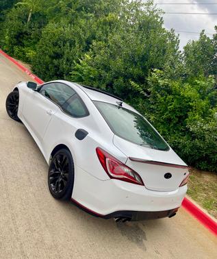 White 2014 Hyundai Genesis Coupe 2.0T Premium