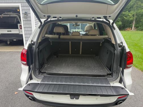 White 2016 BMW X5 xDrive35i