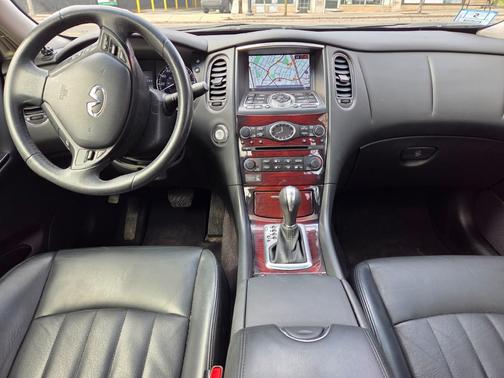 2017 INFINITI QX50 Base