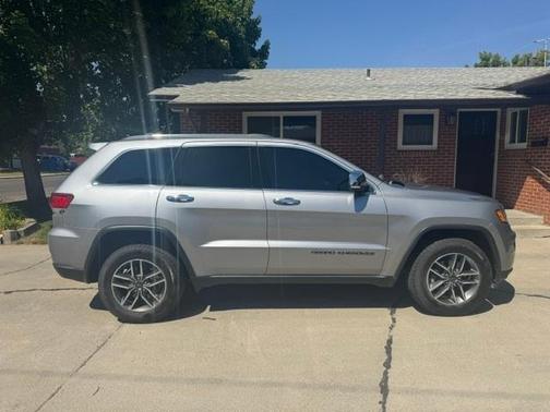 Silver 2020 Jeep Grand Cherokee Limited