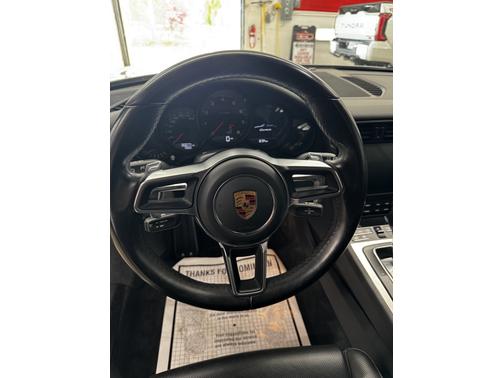 2018 Porsche 911 Carrera