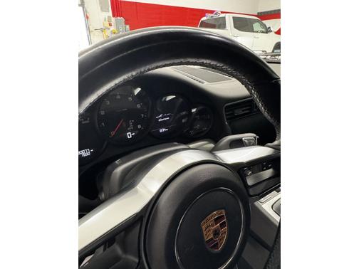 2018 Porsche 911 Carrera