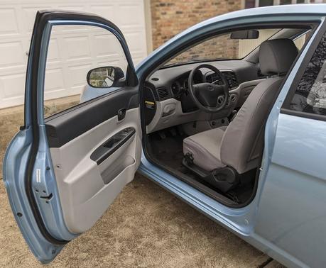 2010 Hyundai Accent GS