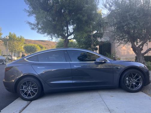 2018 Tesla Model 3 Mid Range