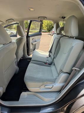 2013 Toyota Prius v Two