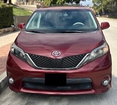 2013 Toyota Sienna SE