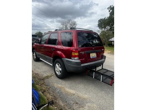 2003 Ford Escape XLS