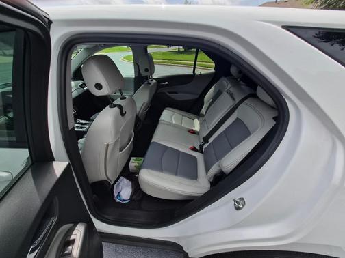 White 2020 Chevrolet Equinox LS