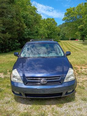 Blue 2006 Kia Sedona EX