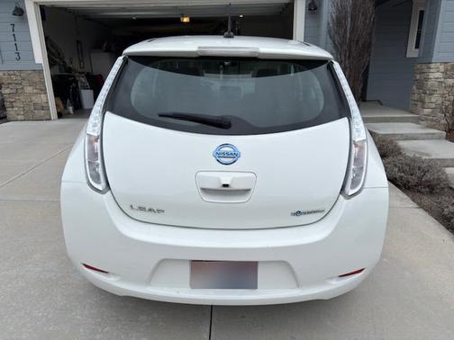 2015 Nissan Leaf S