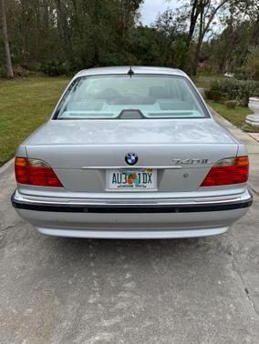 Silver 2001 BMW 740 iL