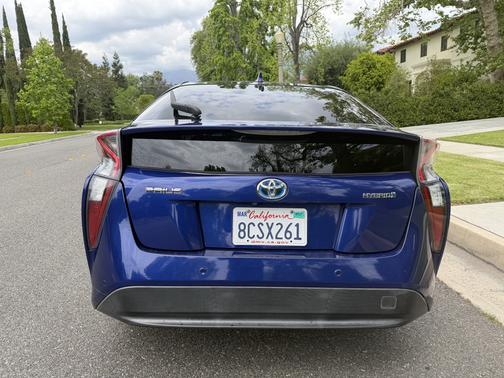 Blue 2018 Toyota Prius Four Touring