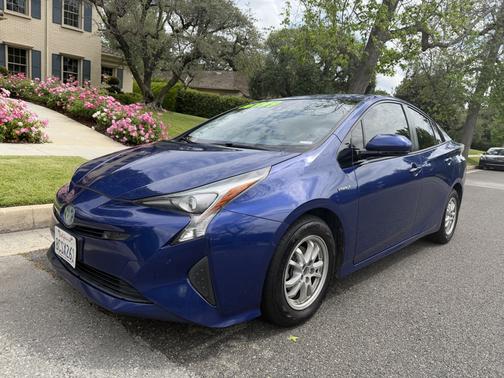 Blue 2018 Toyota Prius Four Touring