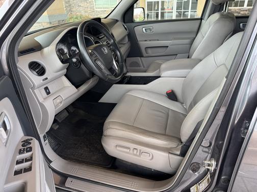 Gray 2014 Honda Pilot EX-L