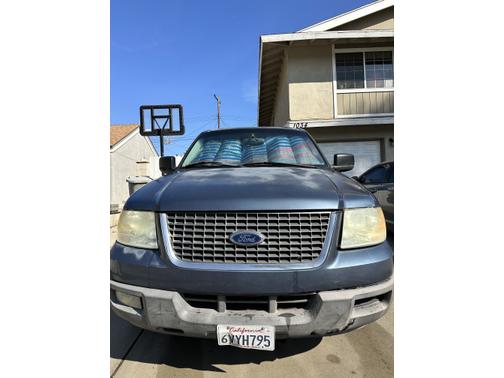 2004 Ford Expedition XLT