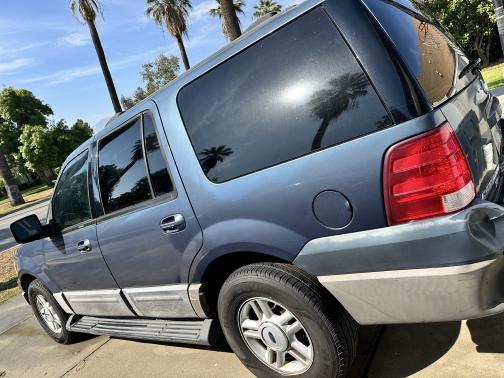 2004 Ford Expedition XLT