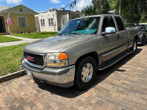 Beige 1999 GMC Sierra 1500 SLE