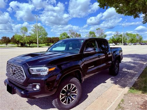 2022 Toyota Tacoma TRD Sport