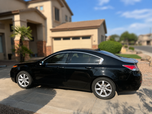 Black 2013 Acura TL Technology