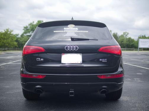 Photo 1 of 3 of 2013 Audi Q5 2.0T Premium Plus