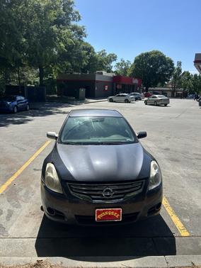 Gray 2012 Nissan Altima 2.5 S