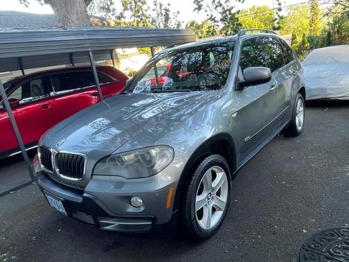 Gray 2007 BMW X5 3.0si