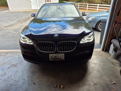 Blue 2015 BMW 750 i xDrive