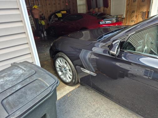Blue 2015 BMW 750 i xDrive