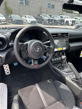 2024 Toyota GR86 Premium