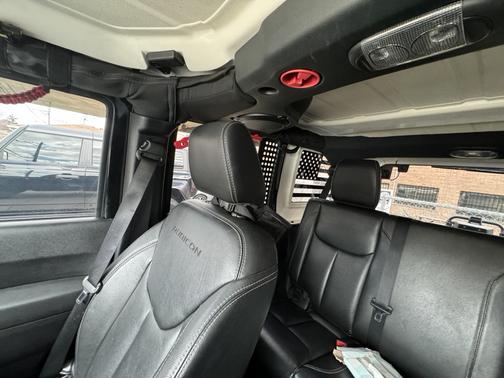 Black 2013 Jeep Wrangler Unlimited Rubicon