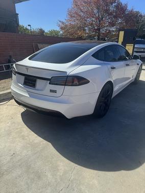 White 2023 Tesla Model S Plaid
