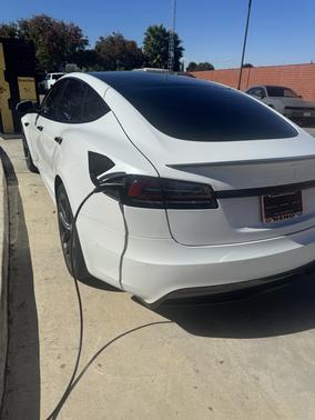 White 2023 Tesla Model S Plaid