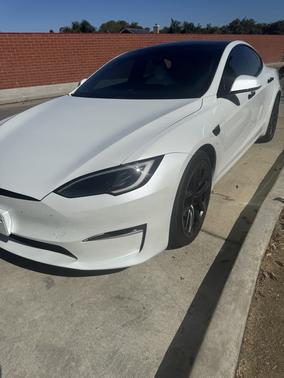 White 2023 Tesla Model S Plaid