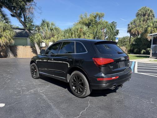 Black 2017 Audi Q5 2.0T Premium