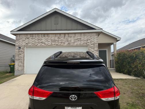 2014 Toyota Sienna XLE