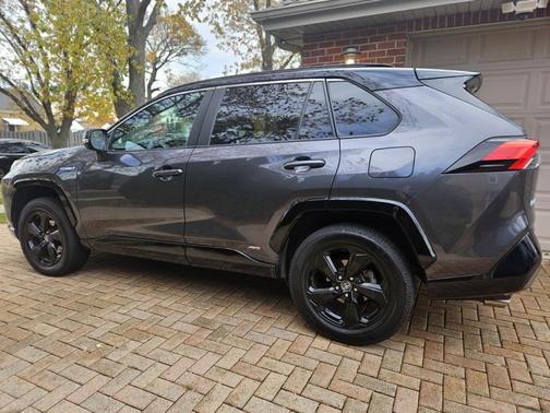 2020 Toyota RAV4 Hybrid XSE