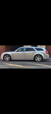 2006 Dodge Magnum SRT8